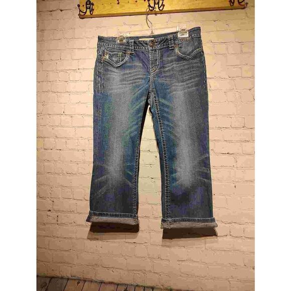 MEK 'EASY CAPRI" jeans from the Buckle size 29 * - Picture 1 of 4